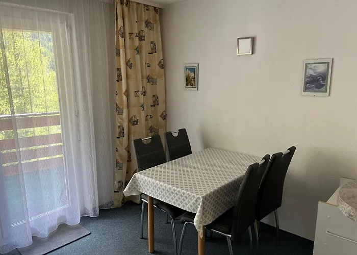 Residenz Majesta Лойкербад